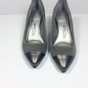 Kenneth Cole Reaction gray suede pumps